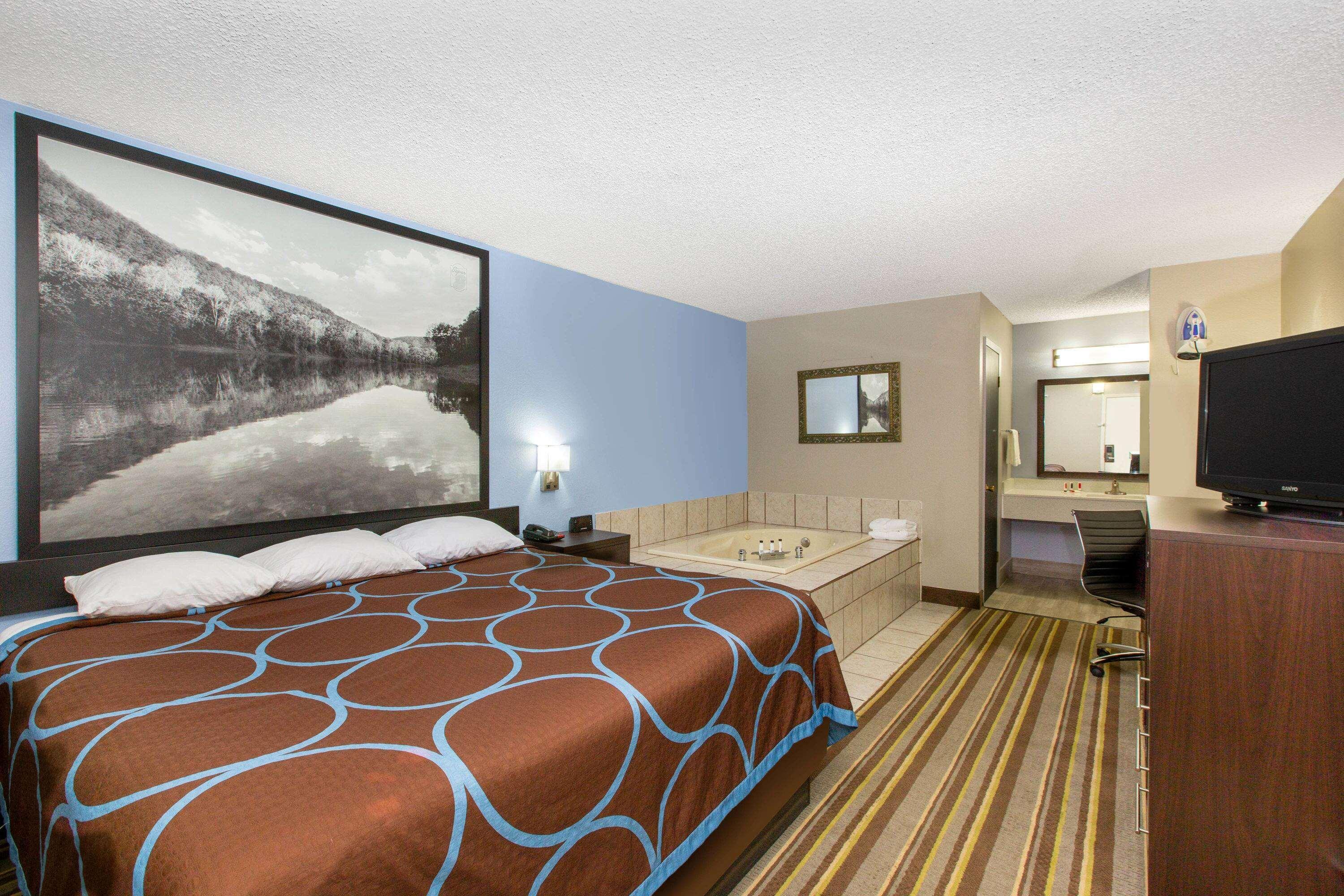 Super 8 By Wyndham Malvern Экстерьер фото